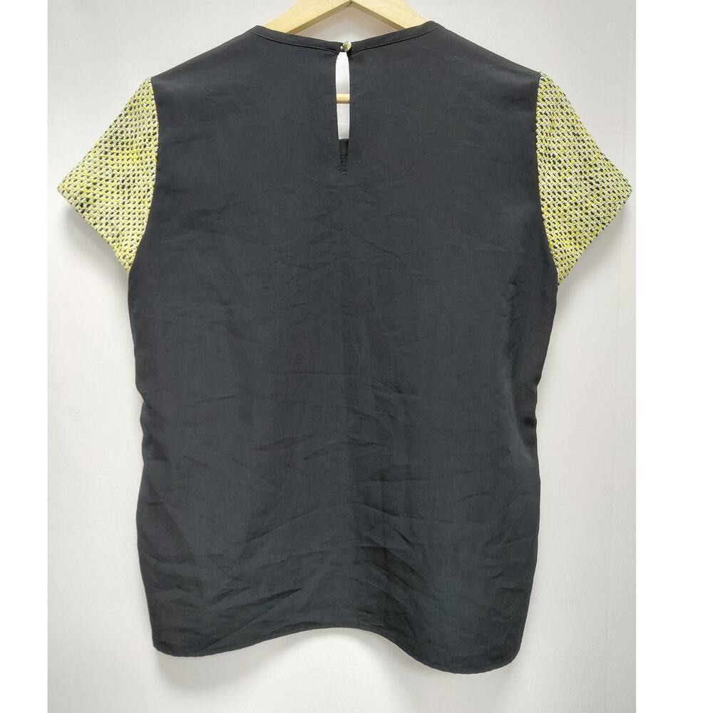 BANANA REPUBLIC Yellow Abstract Lightweight Blouse Women Short Sleeve Size M - Picture 3 of 10